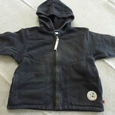 Gilet capuche Jean Bourget - 2 ans - 3 euros + Frais de port