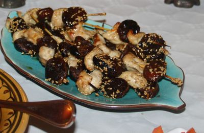 brochettes de poulet & abricots secs