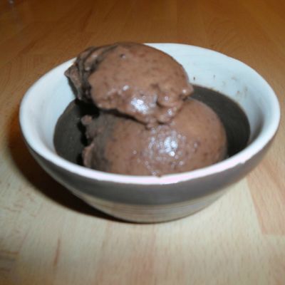 Glace au chocolat végétalienne