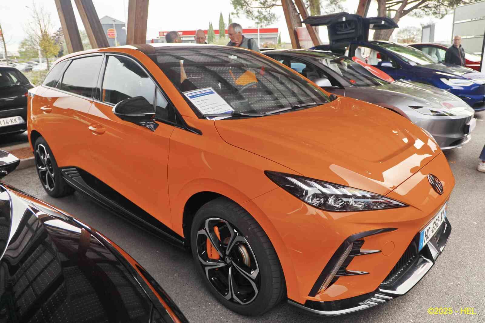 MG MG4 X Power (Electr.)_01 - 2024 [UK] HL_GF