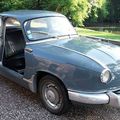 Une ancienne originale : la Panhard Dyna Z