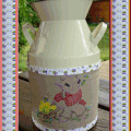 Pot décoratif brodé