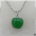 Pendentif Pomme Jade Vert Chaîne Métal Couleur Argenté Mat