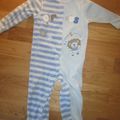 Pyjama garçon 2 ans bleu en très bon état 3 euros 