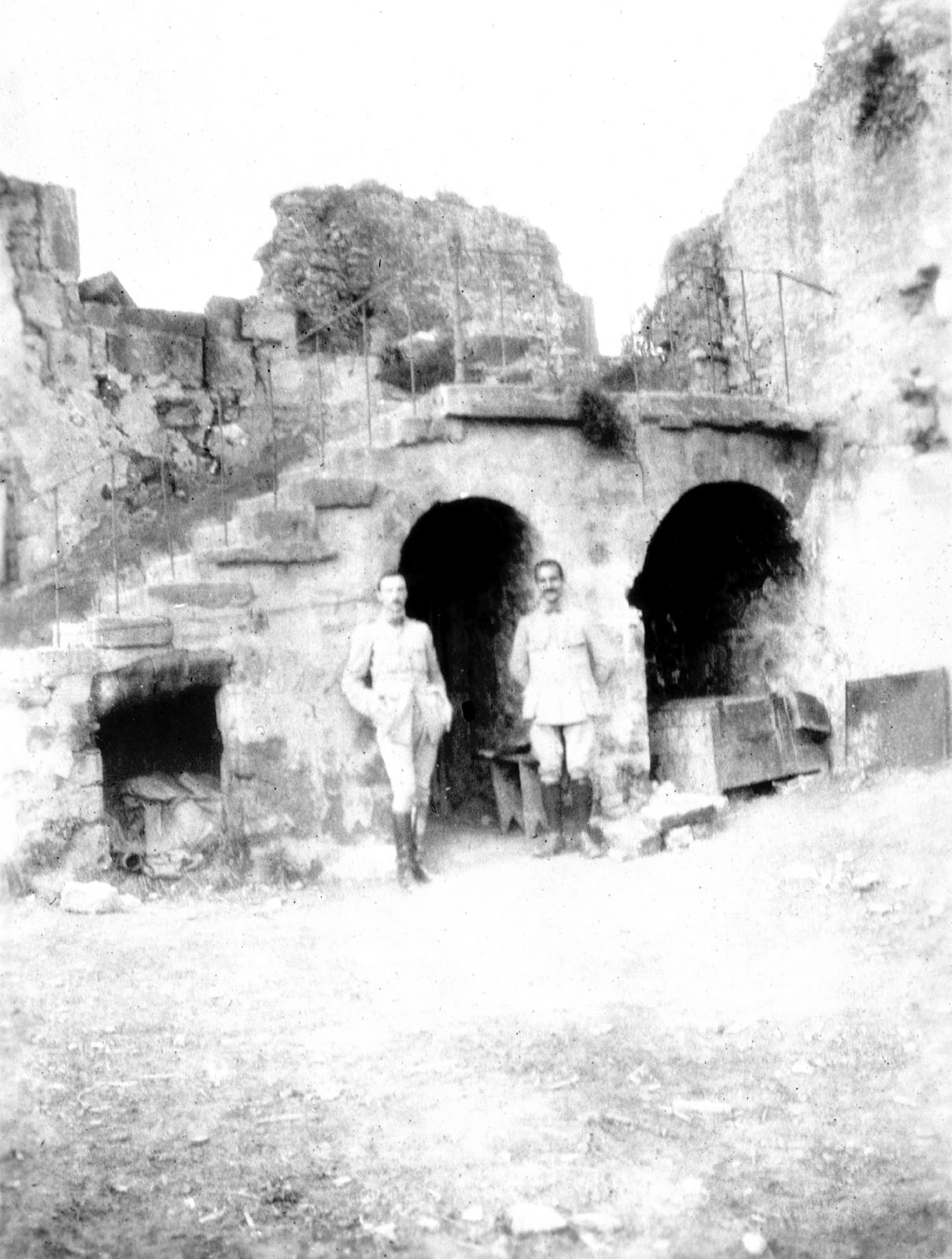 Album R. Verney p.180 droite