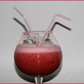 Cocktail "rouge désir" aux fruits frais