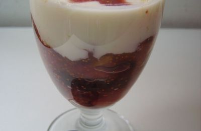 VERRINE DE FIGUES POÊLÉES AU MIEL ET SA CRÈME DE YAOURT