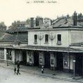 Dernières photos de la gare de NEVERS et un plan de la façade"qui sort du four"-