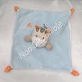 Doudou Peluche Plat Carré Bleu Zèbre 4 Noeuds Broderie Oiseau Kitchoun Kiabi