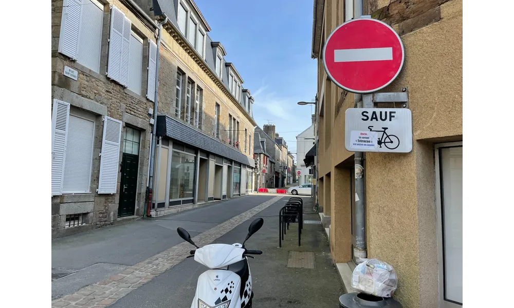 enquête en ligne et Schéma Directeur Cyclable à l’échelle de l’aire urbaine d'Avranches pour favoriser la pratique du vélo 