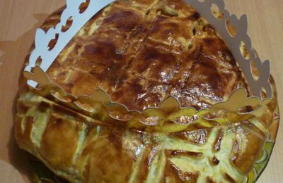 Galette des rois pomme/poire et caramel au beurre salé