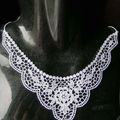 " LALLY " ,le collier en dentelle blanche