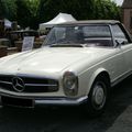 Une Mercedes 250 SL de 1967