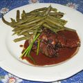 Civet de lapin sauce grand veneur