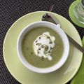 Soupe froide à la livèche
