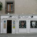 cin & music Saint Malo disquaire Jeu de mots Vitrine Devanture