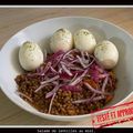 Salade de lentilles au miel et aux oignons rouges.