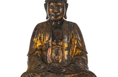 Bouddha assis en bois laqué, Vietnam