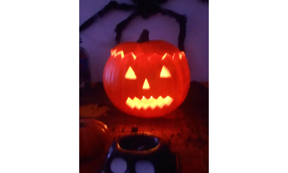 Comment faire une citrouille - lanterne pour Halloween ...