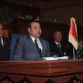 الأمين العام للجامعة العربية عمرو موسى يتبنى بصفة رسمية مواقف العاهل المغربي