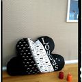 Coussin nuage noir et blanc pour Loucas