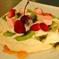 Pavlova légère à la vanille