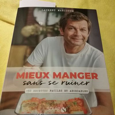 Livre de cuisine.