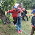 Marcher entre les arbres