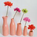 Les vases customisés et accumulés