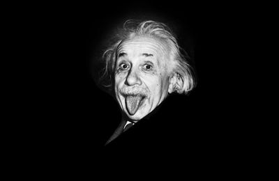 Einstein Asperger ou de E= mc2 à E= CM2 (QI proportionnel au GQ - : Gestion du Quotidien)