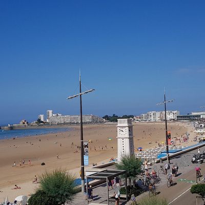 "Fin du monde - fin du mois : même combat"