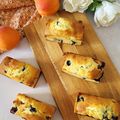 Petits cakes au chocolat blanc , myrtilles et abricots 