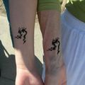 Quand on est colocs aux USA, on se fait des tatouages au henné à Venice Beach. Les anciens B38iens, gare à vous à mon retour...!