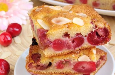 ...Mi gâteau mi clafoutis très léger aux cerises...