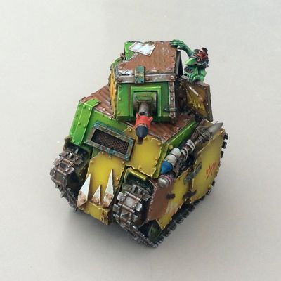 Ork 40k - Grot tank 1 