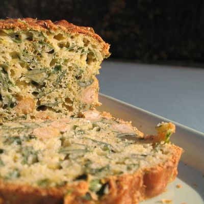 Cake aux épinards, pois chiches et curry