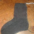 Chaussettes tricotees à deux aiguilles