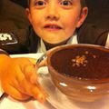Adrien aime le chocolat !