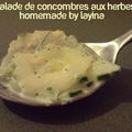 Salade de concombres à la crème de soja et aux herbes