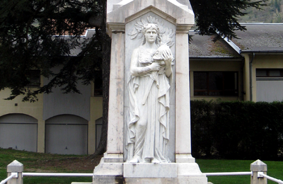 Le monument aux morts d'Allevard 