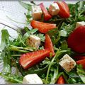 Salade de roquette aux fraises