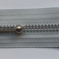 ZIP FERMETURE ECLAIR NEUVE 30cm gris clair - 2 €