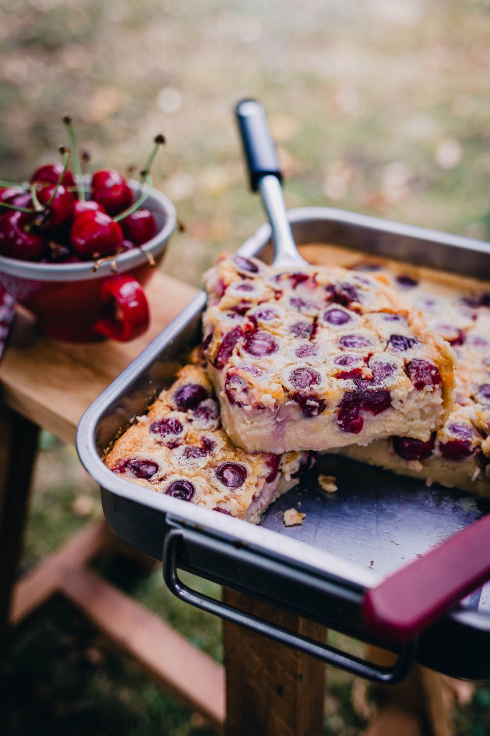 clafoutis aux cerises, clafoutis crémeux, comme un flan, recette d'été, estivale, recette facile, cerises