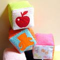 Cubes tricot et tissu 