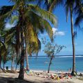 Plage au lagon de Trou d'eau