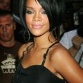 I wanna Rihanna's haircut !