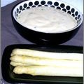 Asperges blanches et sauce mayonnaise en mousse