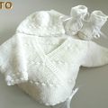 Tuto tricot bébé trousseau brassière, bonnet et chaussons bb