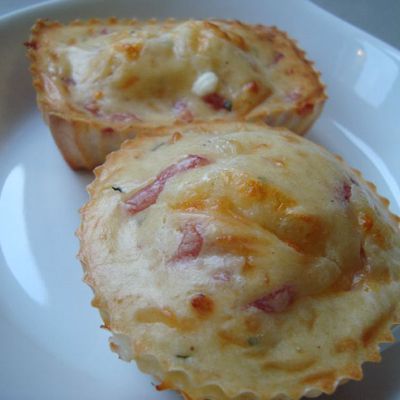 Petits cakes au jambon, mozzarella § vache qui rit (par Pitchoune)