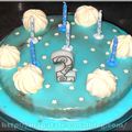 Gâteau d'anniversaire bleu! Chocolat et meringues...
